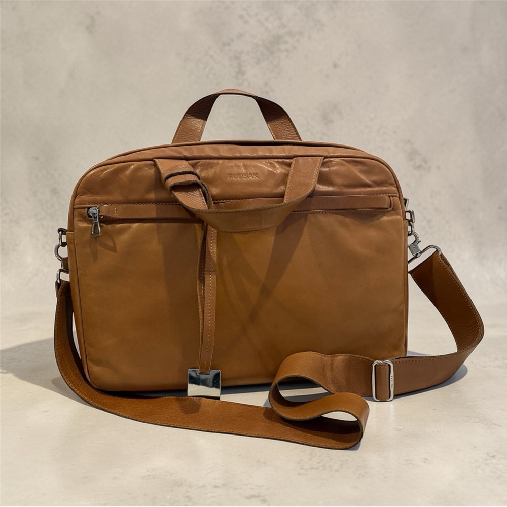 RUDSAK Tan Leather Laptop Bag - Structured & Professional